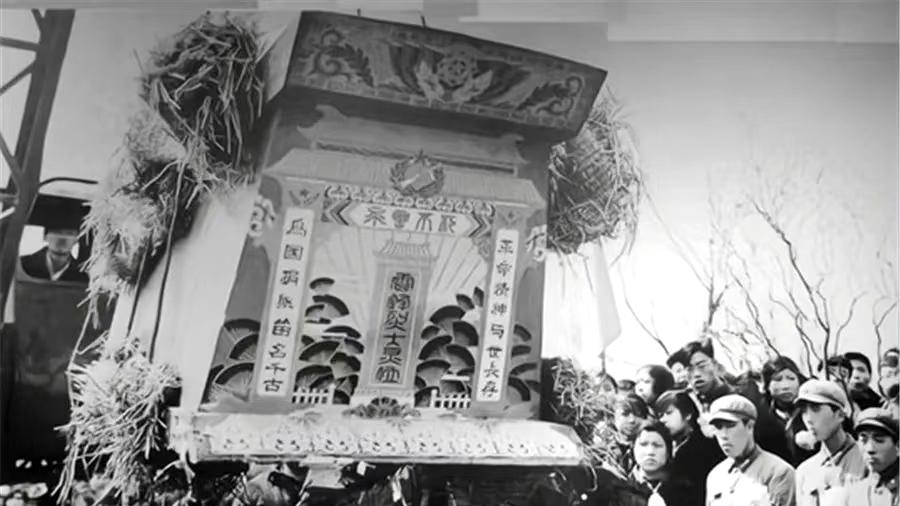 致敬巾帼英雄周晓会！