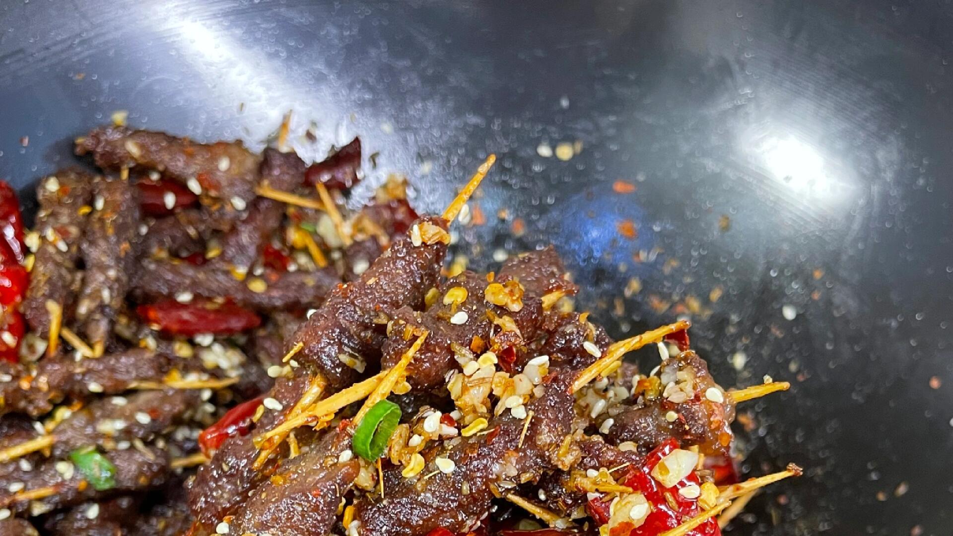 牙签牛肉：一口一个的追剧神器！