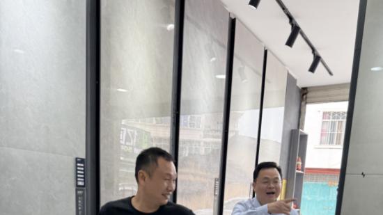 领跑新程丨KMY卡米亚高层领导深入终端，以实干攻坚赢新局