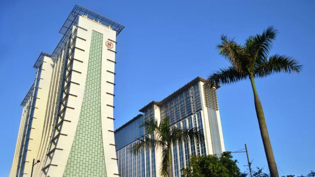雁栖湖凯宾斯基，被摘牌了