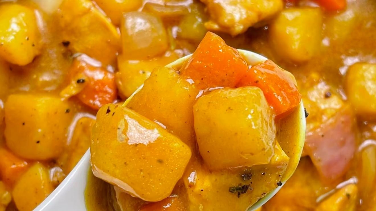 咖喱鸡：一锅金黄里的家的温度