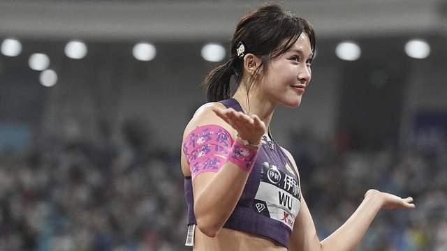 吴艳妮回应击败刘景扬：现在大家看到真实水平了，全运会我不想说