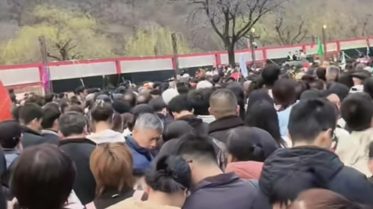 云台山免门票人潮汹涌，旅游质量大打折扣，明年能不能分省免费？