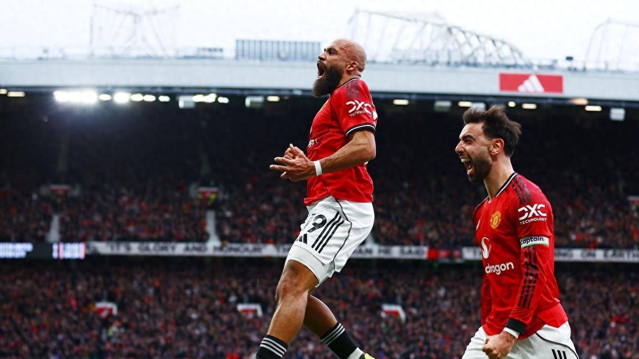 新主帅新气象，曼联主场2-0力克曼城