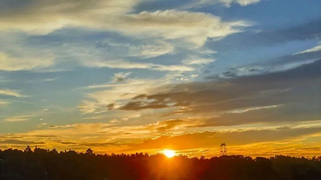 那些一吵架就冷暴力的人，其实是在疏远