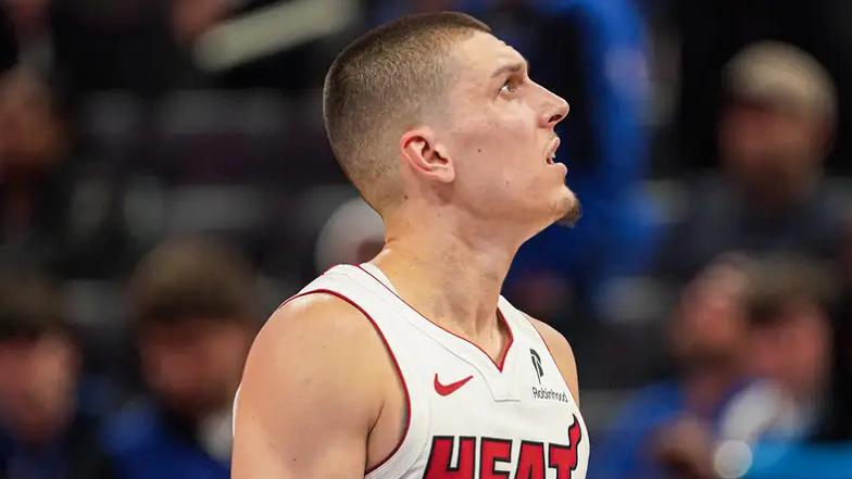 NBA今日里程碑！希罗1000记三分球，墨菲创新高，老詹历史第1