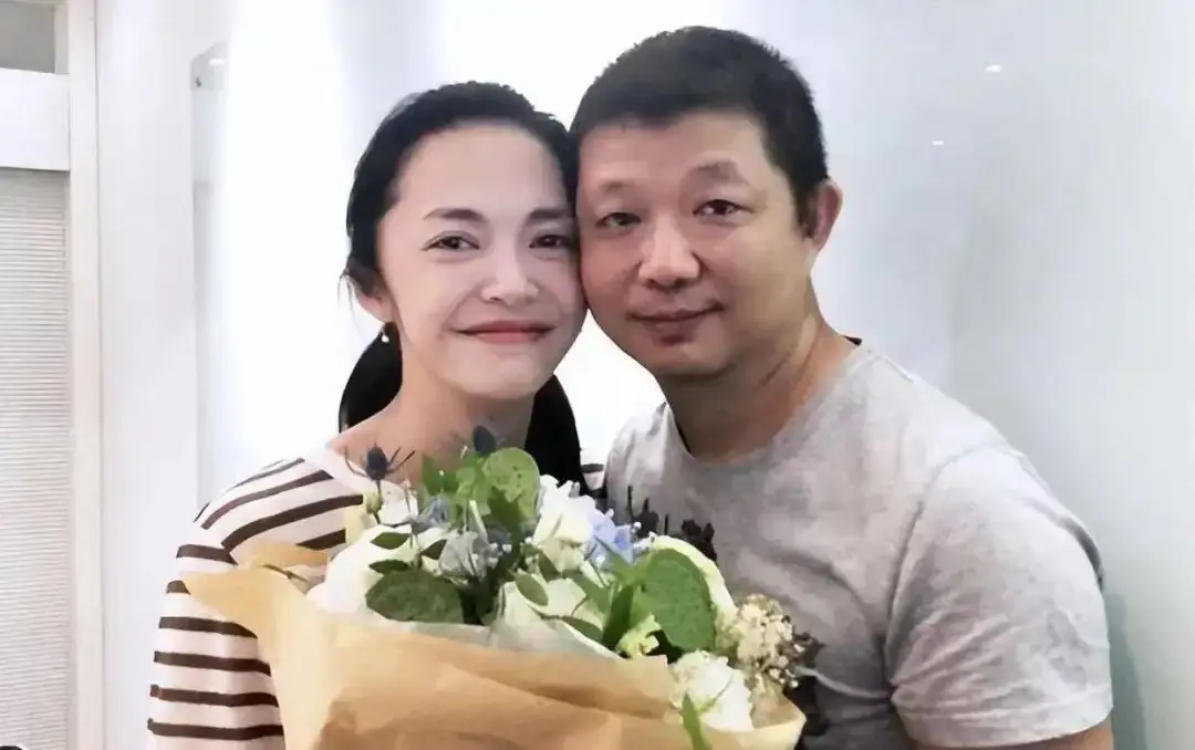 姚晨曹郁突然离婚：多年前早已分开，为什么现在才公布？