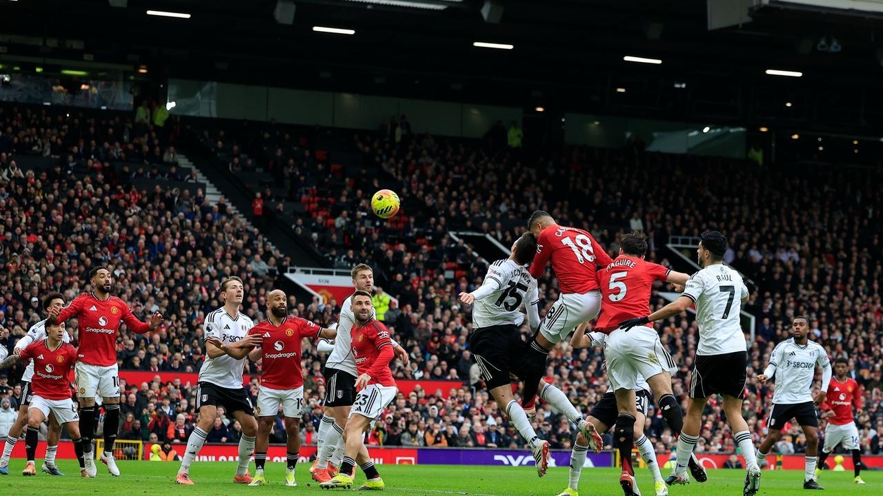 曼联反超维拉跃居积分榜季军，卡里克逆转格拉斯纳，或倒逼老板拉爵顺势决断！