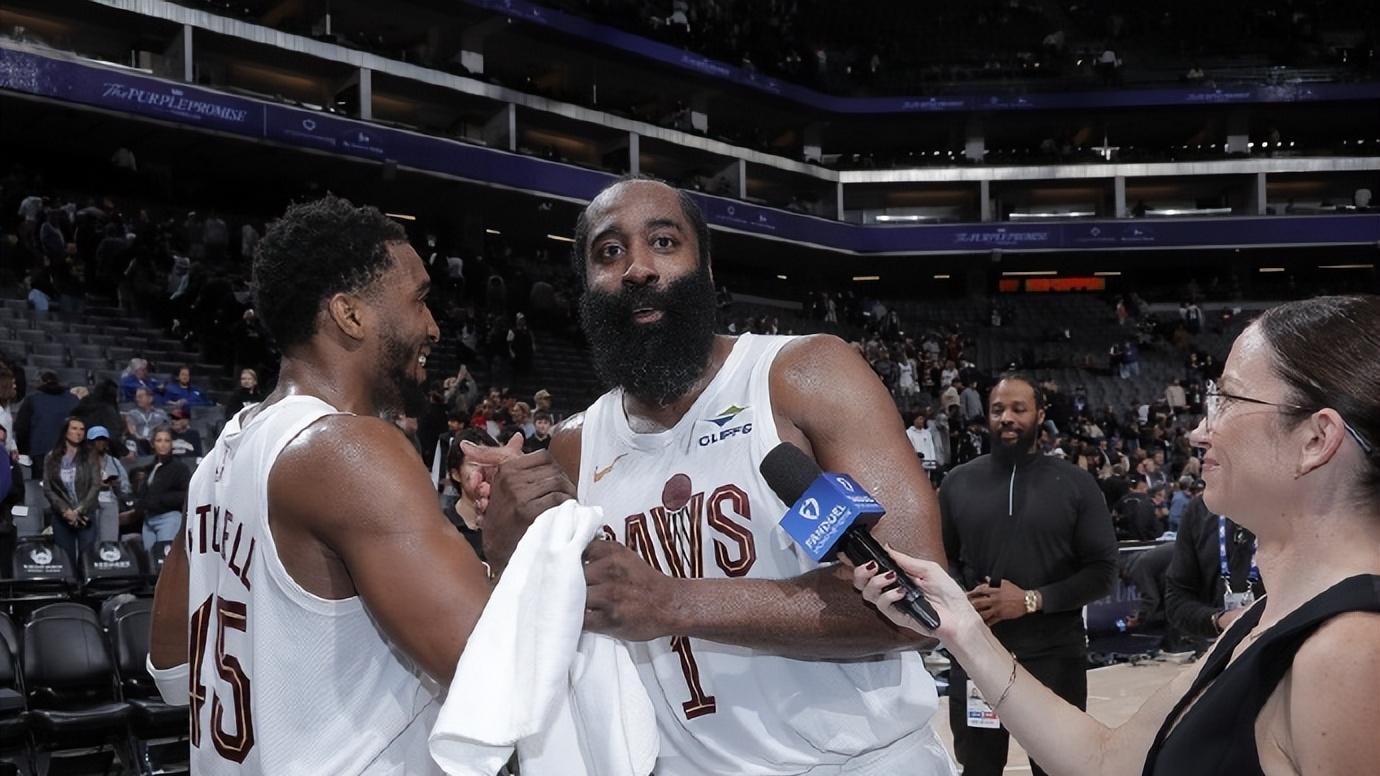 哈登拇指骨折，米切尔腹股沟缺席！骑士又要一轮游