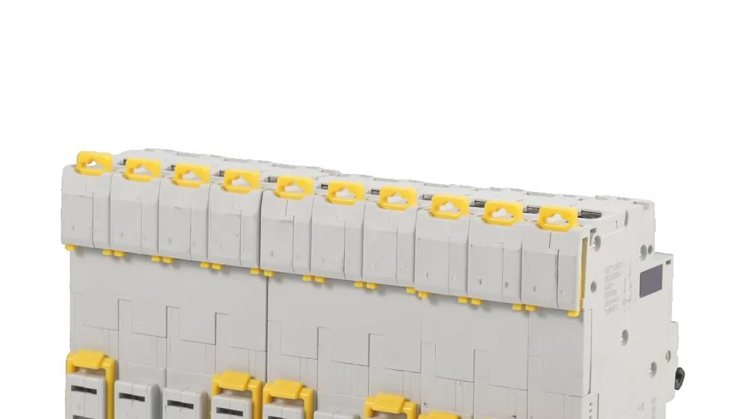 聚焦断路器升级，选这款直接1: 1替换，配电箱不用改！