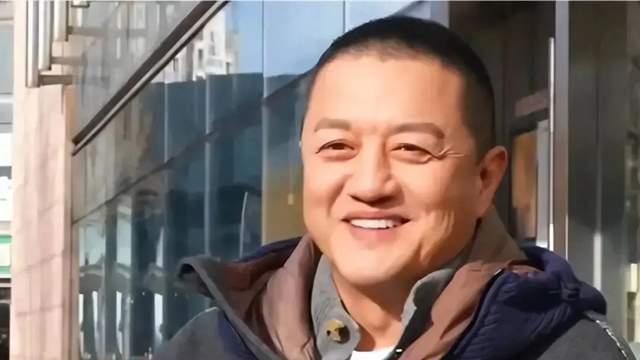 李亚鹏欠债四千万被全网群嘲时，没提这20年救了13566个孩子！