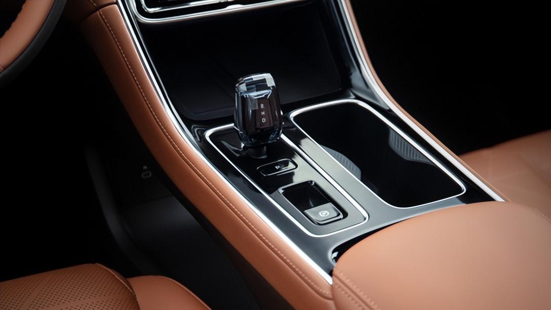 家庭出行好伙伴，帝豪懂你想要的每一份实用