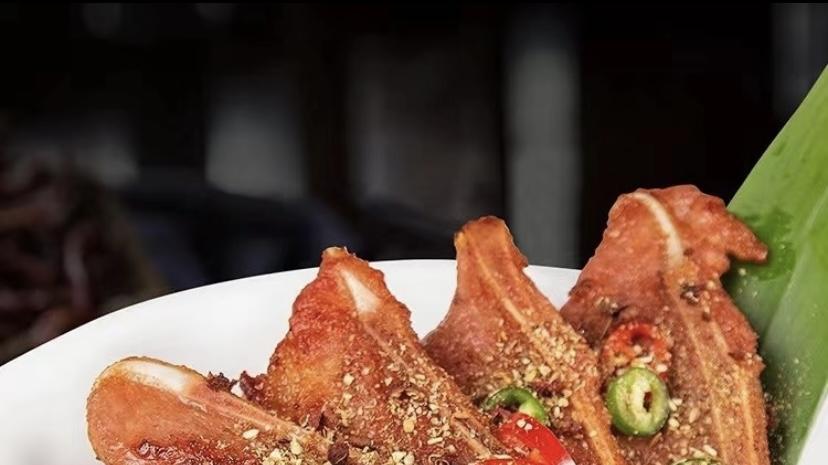 周末解馋硬菜：在家复刻夜市顶流孜然扇骨