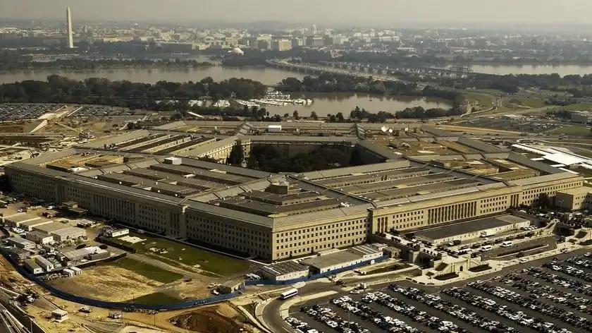 白宫股神，自导自演，特朗普好像又在划线圈钱了