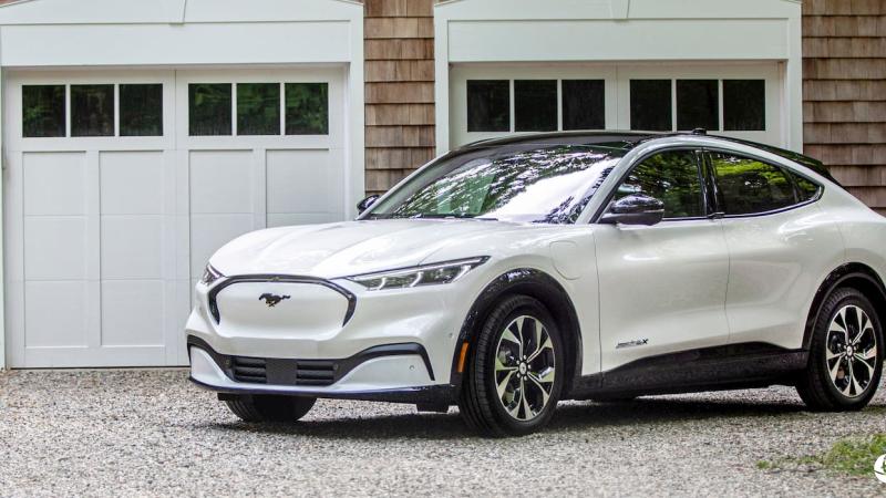 福特大幅降价电动车并免费赠送充电桩