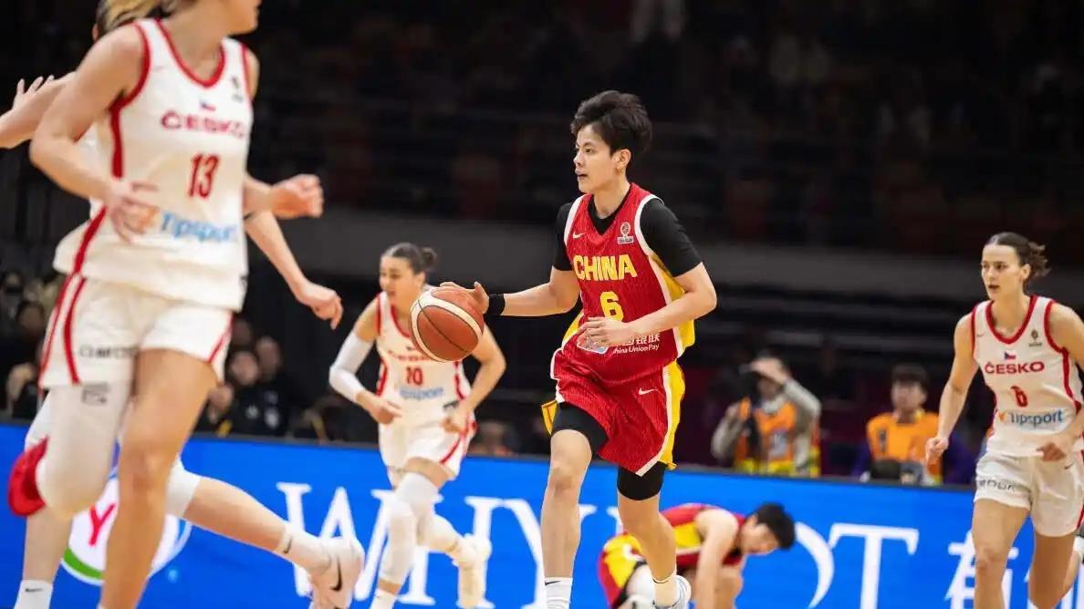 中国女篮10分险胜直通世界杯！诞生3个不可思议2个不争事实