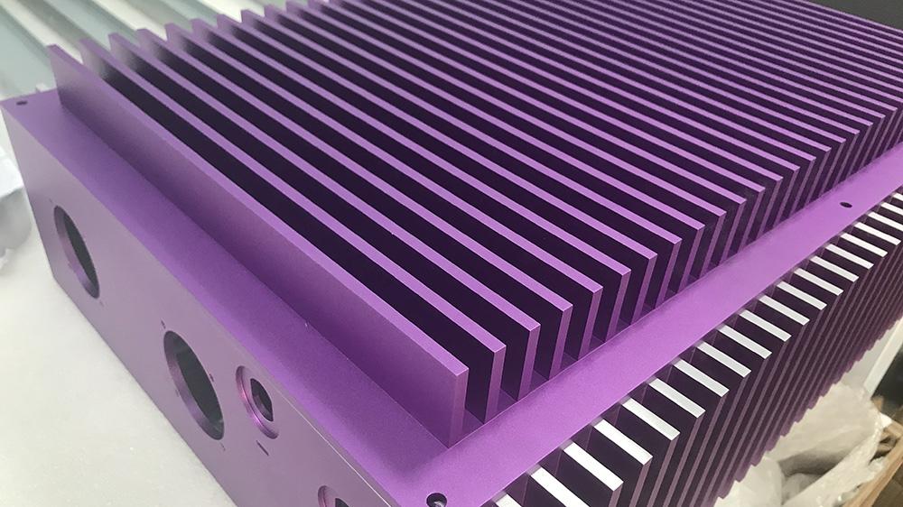 cnc加工金属散热器手板模型-齐乐手板