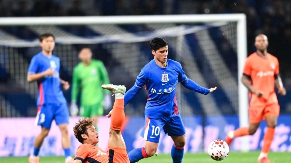 中超积分榜：2队仍负分！上海申花跻身前五，青岛海牛深陷降级区