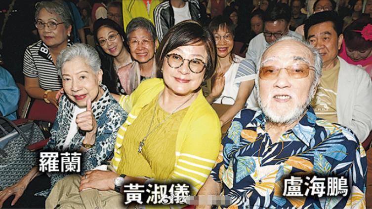 94岁胡枫红馆开唱创世界纪录，门票炒至3000元，网友：别再逞强了