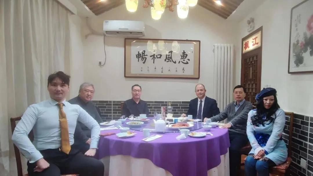 四十八次“法律小食堂”，律师与需求降级的新型关系