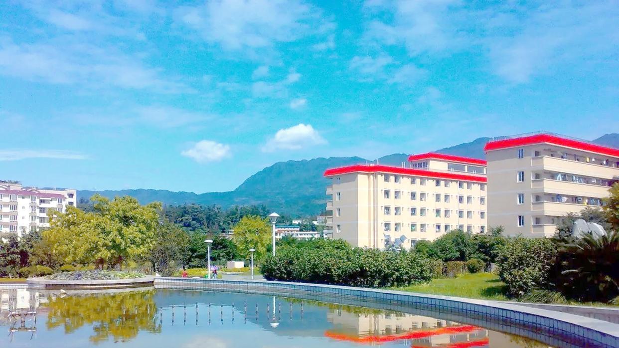国内高校分享第144期：四川农业大学-农学生去法国学畜牧，真比留国内香？