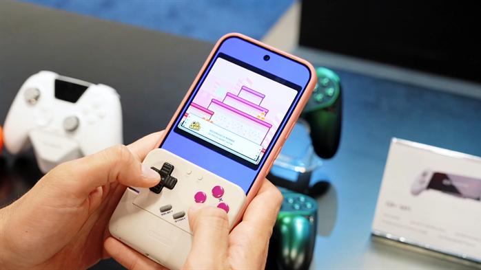 盖世小鸡闪耀2026CES并斩获三项国际大奖，全新产品矩阵引领游戏交互革新