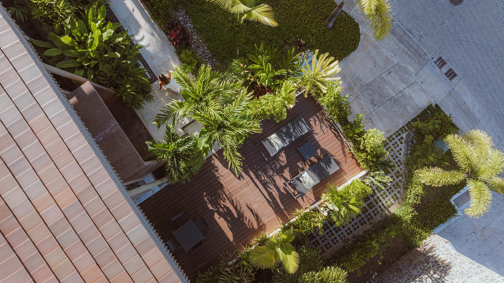 温泉设计│汤泉设计│汤泉度假别墅：开放的丛林巢穴