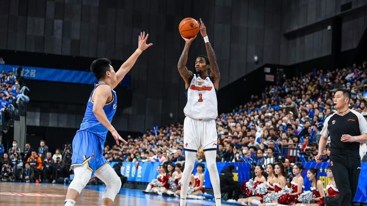 广东虽败犹荣，杜锋手握三大“杀手锏”，全力争冠