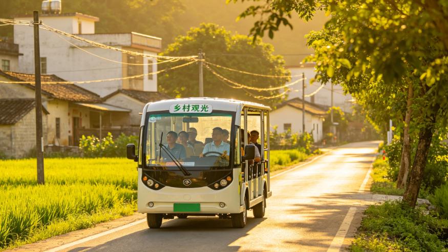 威观广西：桂平城乡公交车有必要村村通吗？能否有更好的解决方式