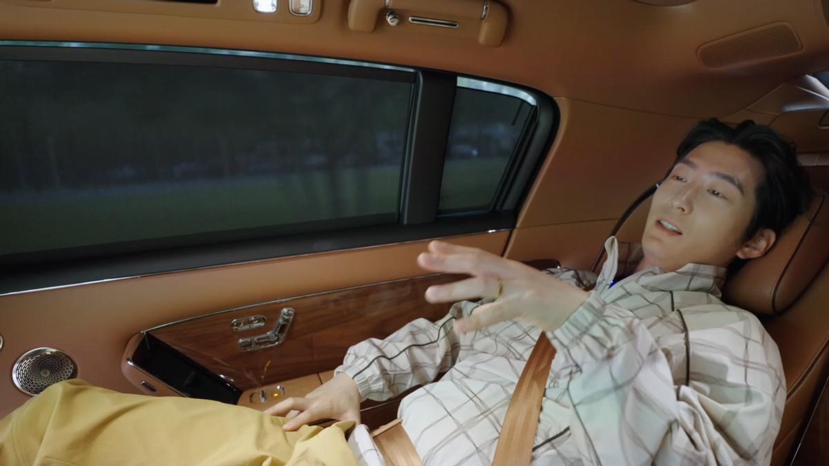 窦骁的高尔夫Vlog背后，尊界S800如何融入豪门圈层日常