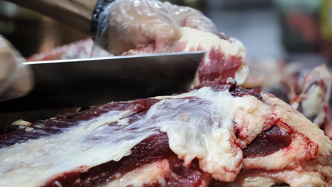 巴城年货福利！免费吃牛肉+明星献唱，这场美食节邀你犇新年