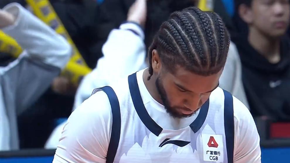 琼斯有望出战季军赛，高诗岩缺阵，山东高速男篮会做出哪些调整！