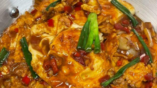 锅边一淋醋，鸡蛋香翻倍！重庆油爆醋炒蛋太绝了