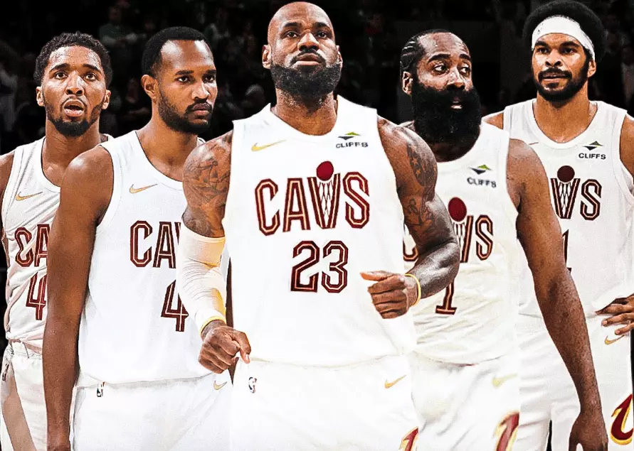 2年8000万续约！骑士计划休赛期续约哈登，同时让詹姆斯回家，组五巨头！