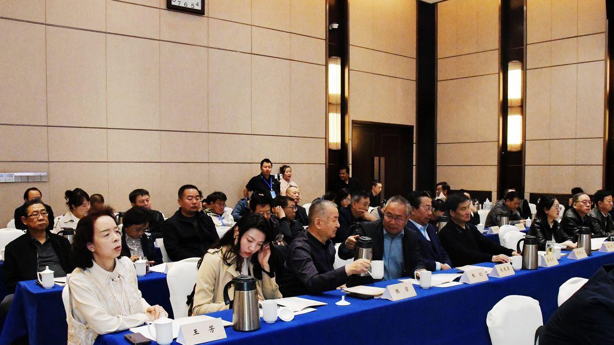 赓续历史文脉厚植研究传承以薪火相传文化自觉主动推动马家窑文化研究保护和破解发展专家学者座谈会在兰举行