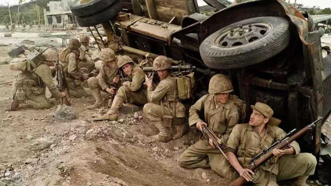 新的一年，愿战争停，亲友安，钱包鼓（钱在某些情况下能改变一整个家庭的命运！）