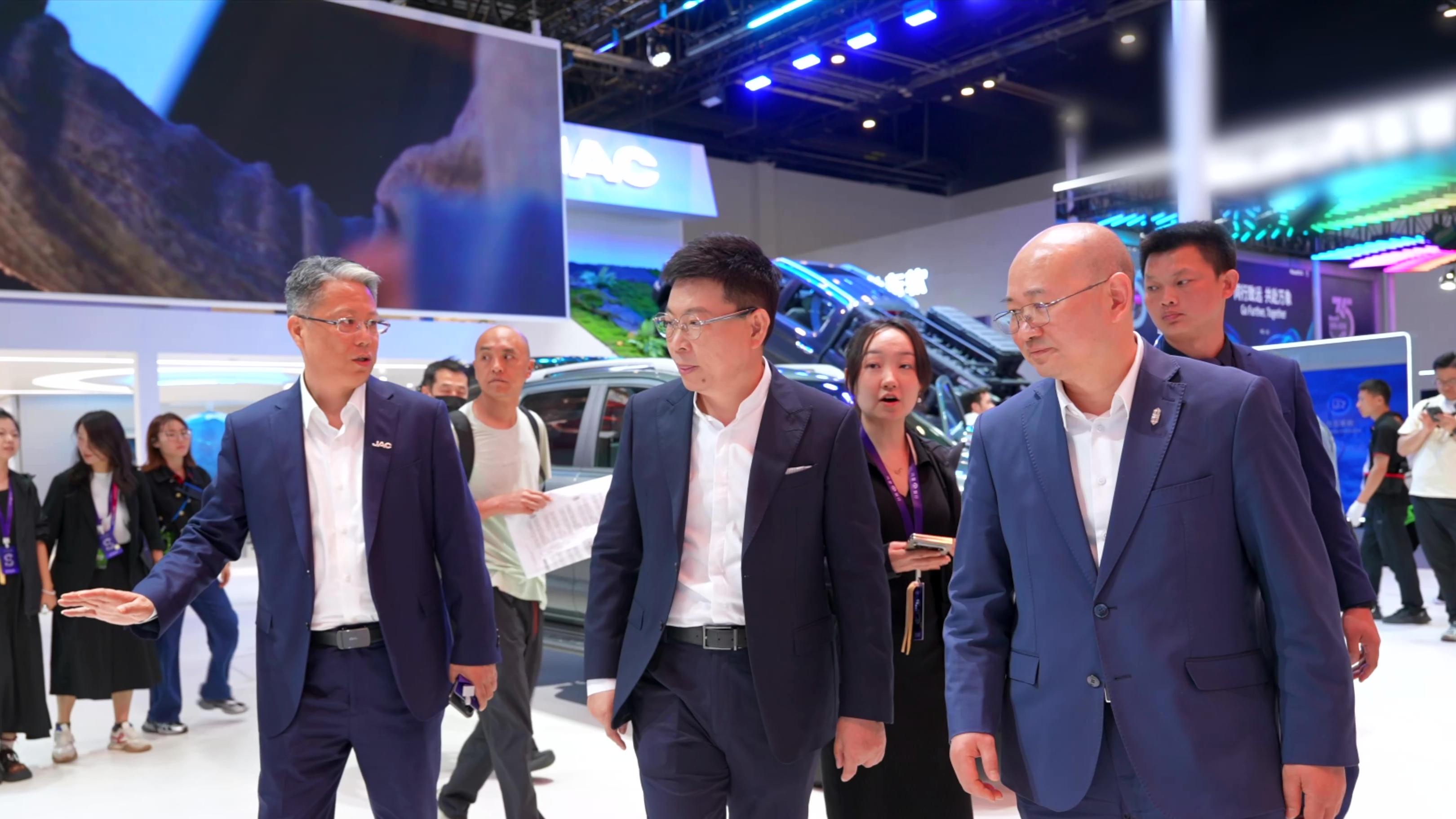 别眨眼！200万的尊界新车6月见