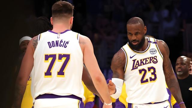 不敌摆烂队！湖人连败！30+15！老詹里程悲！