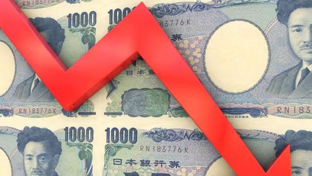 日本又迎来坏消息，日元沦为全球最弱货币，真正祸根是高市早苗