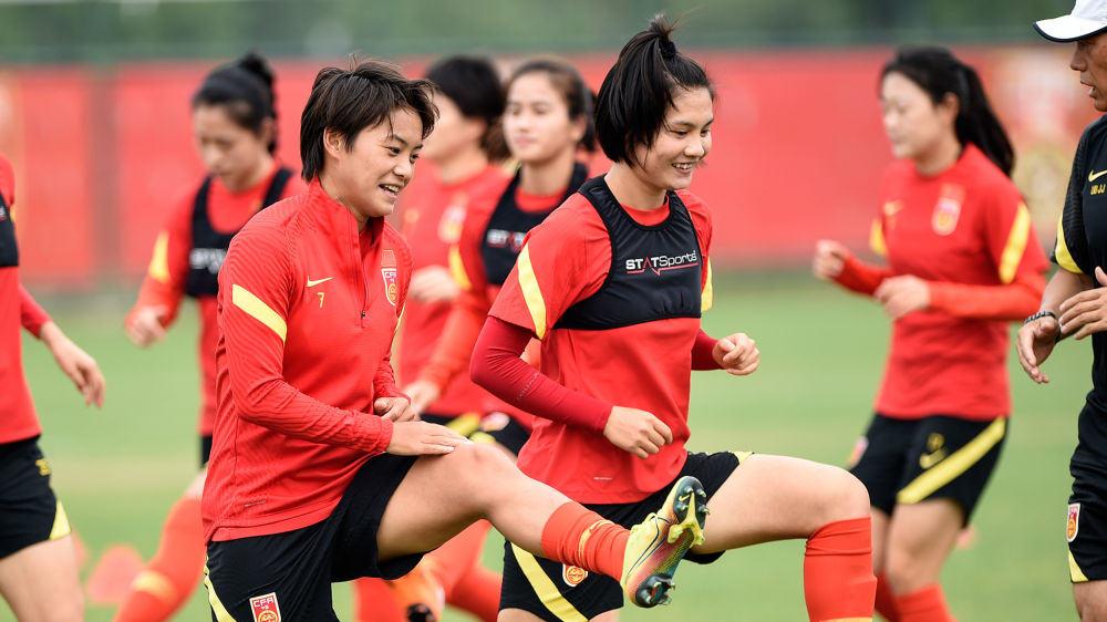 今日足球：中国女足vs中国台北女足 韩国女足vs乌兹别克斯坦女足