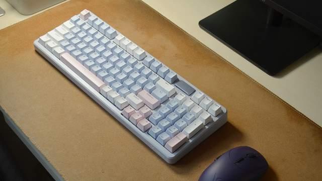 续航长达1700小时，最强续航办公搭子，雷柏这套键盘鼠标值得推荐