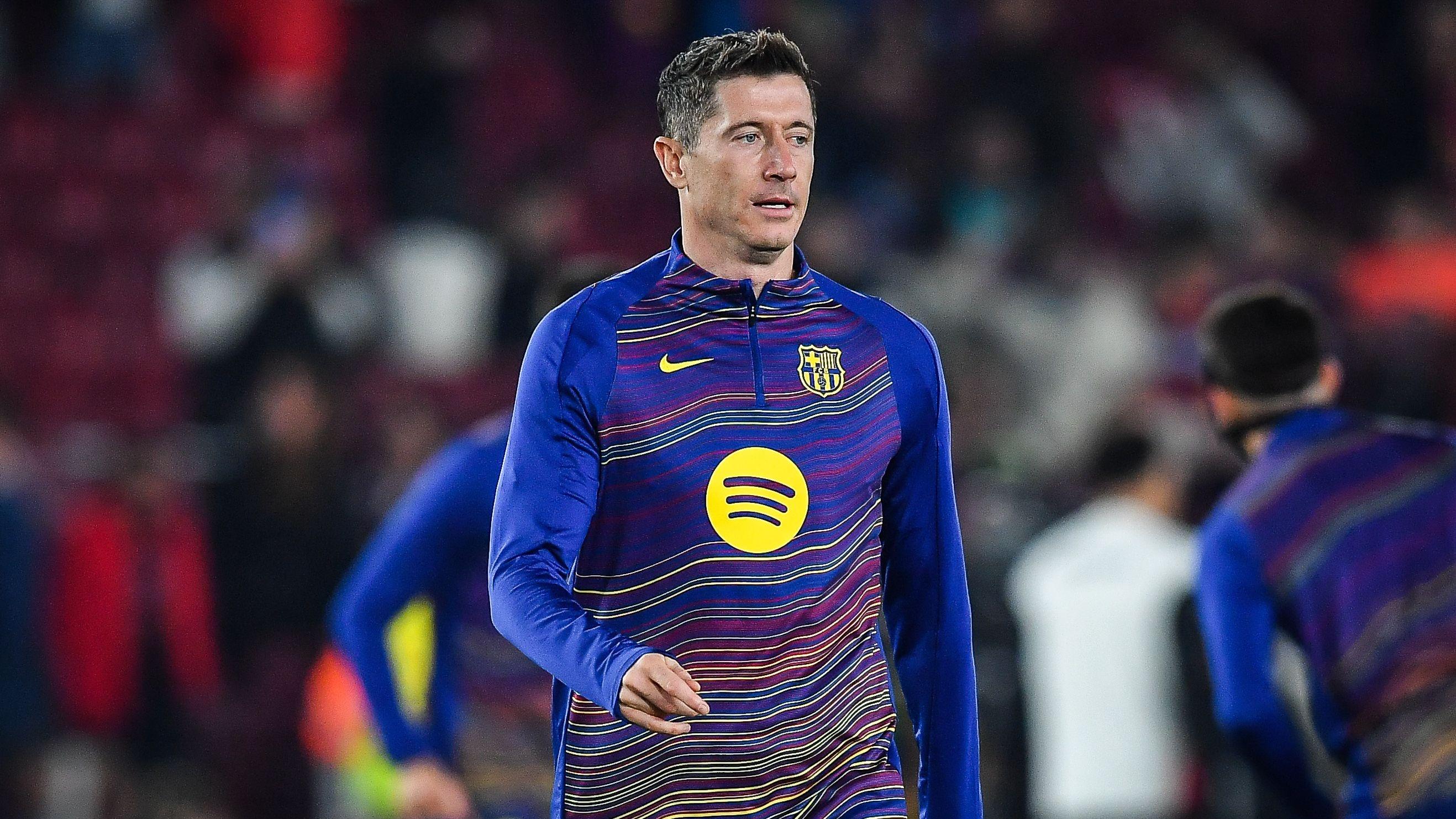 斯基拉：芝加哥火焰正努力说服莱万加盟，提供2年高薪合同