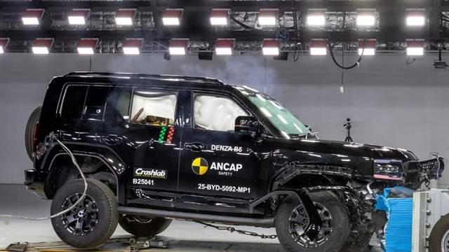 撞飞测试车，豹5到底有多硬？！