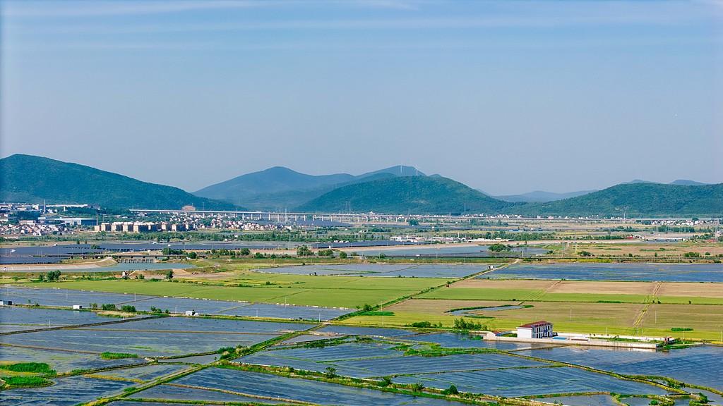 2026年换届后，离任的村干部生活补贴全国有统一标准吗？