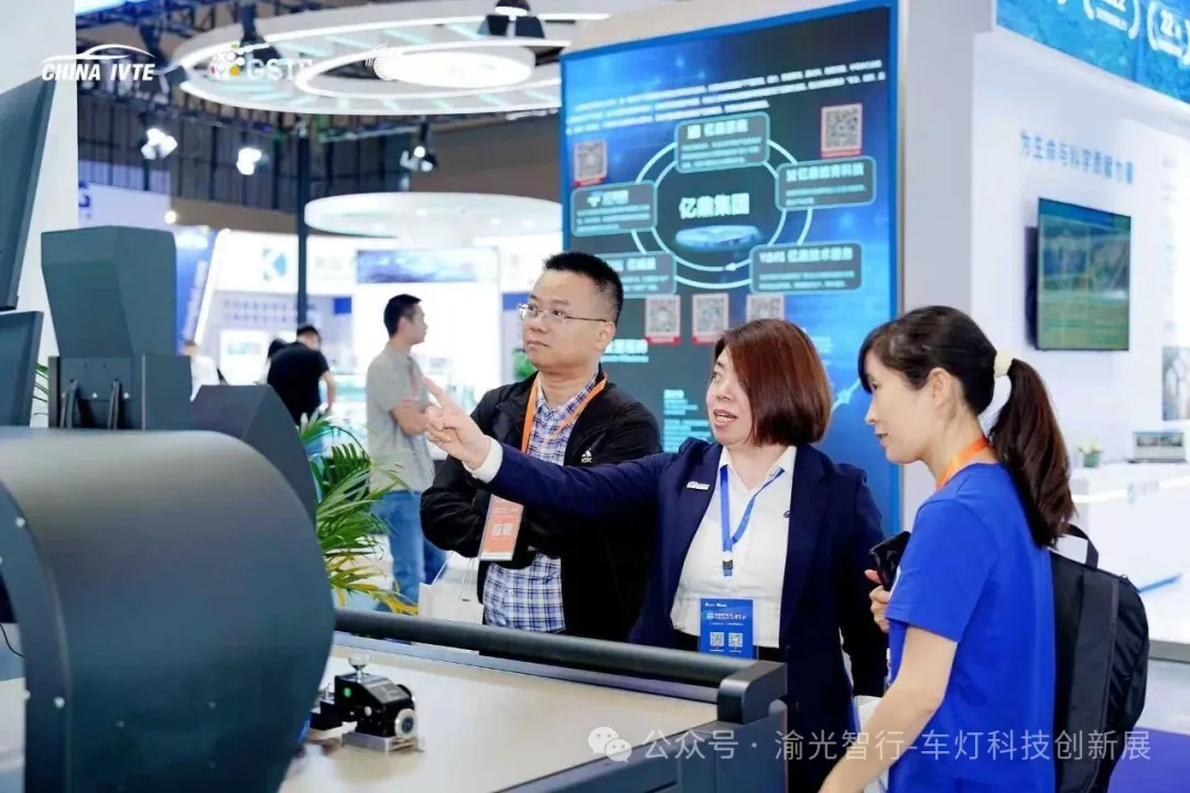 炸场！英伟达宣战特斯拉FSD平级自动驾驶落地 重庆车灯展5月解锁全栈商业化密码