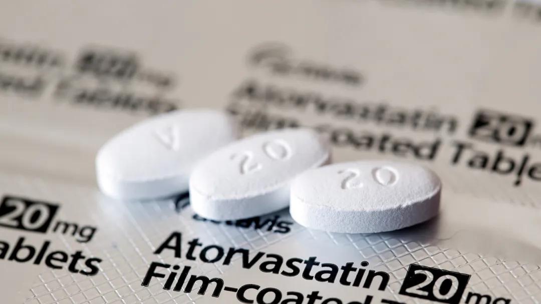 吃阿托伐他汀低密度降到3.3，可以加血脂康吗？还有更好的选择！