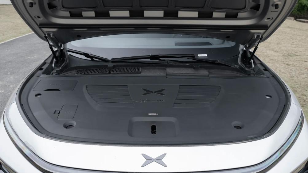 后驱也从容？可选增程/纯电，2026款小鹏G7体验感如何？