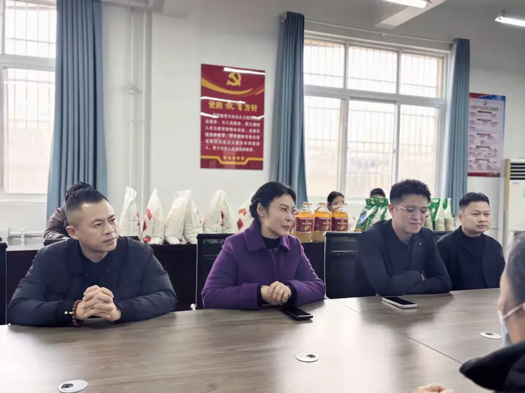 爱心助学暖校园、情系教育显担当丨山东金雄教育装备有限公司爱心助学活动