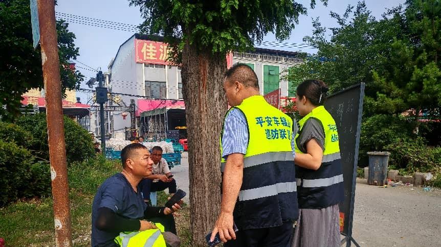抓实大蒜交易季道路安全 筑牢农忙出行防护网
