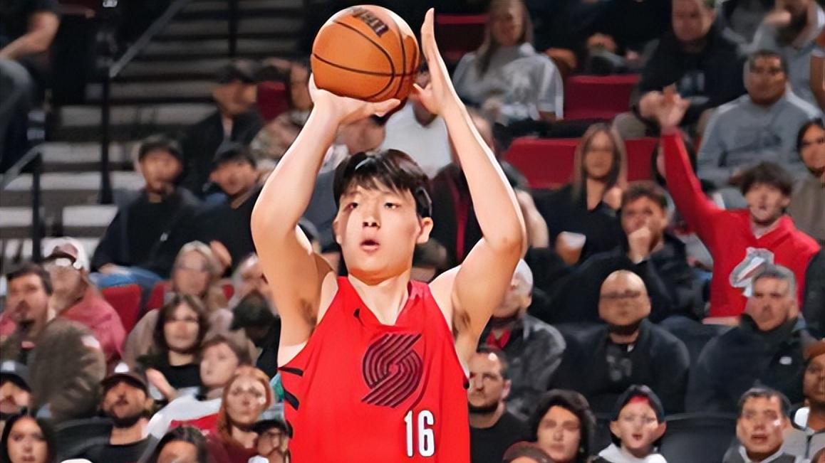NBA积分榜又乱了！雷霆4连胜，湖人第5，火箭重返前6，勇士第8